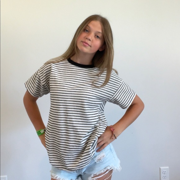 BASIC STRIPED ROOLEE TEE SIZE M - Picture 2 of 7